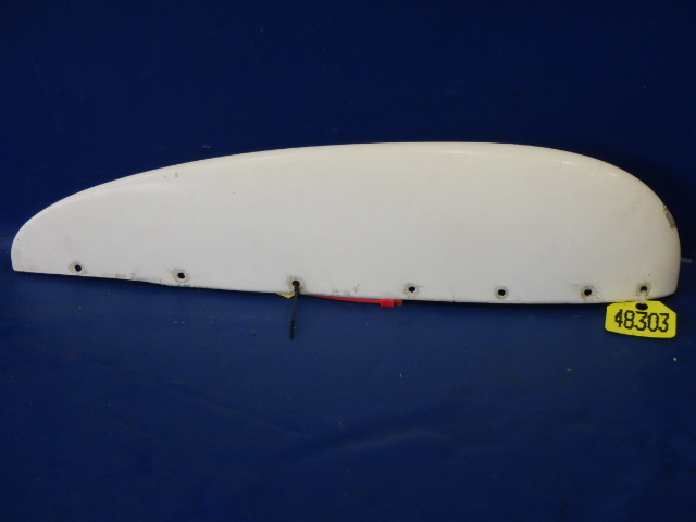 63584-10 Piper - TIP-STABILATOR FAIRING FIBERGLASS (Damaged leading edge)